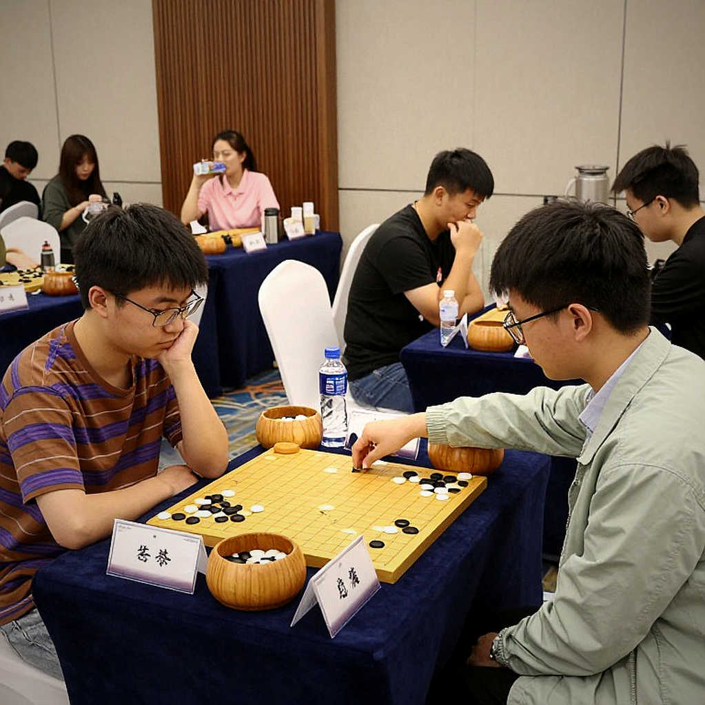 FRITZ 20: The Engine Sitting in Three Chairs — Coach, Opponent and Ally of the Chess World FRITZ 20: The Engine Sitting in Three Chairs — Coach, Opponent and Ally of the Chess World