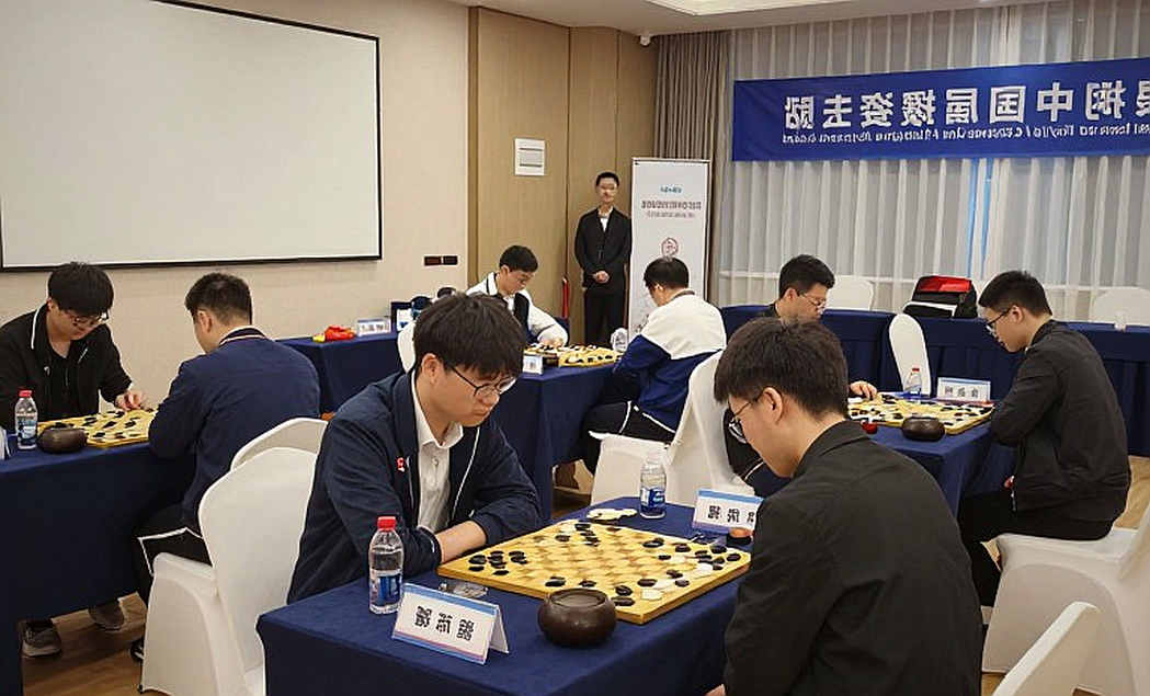 Chín tầng phân tích: Khi một trận esports không chỉ nằm ở tỉ số Chín tầng phân tích: Khi một trận esports không chỉ nằm ở tỉ số