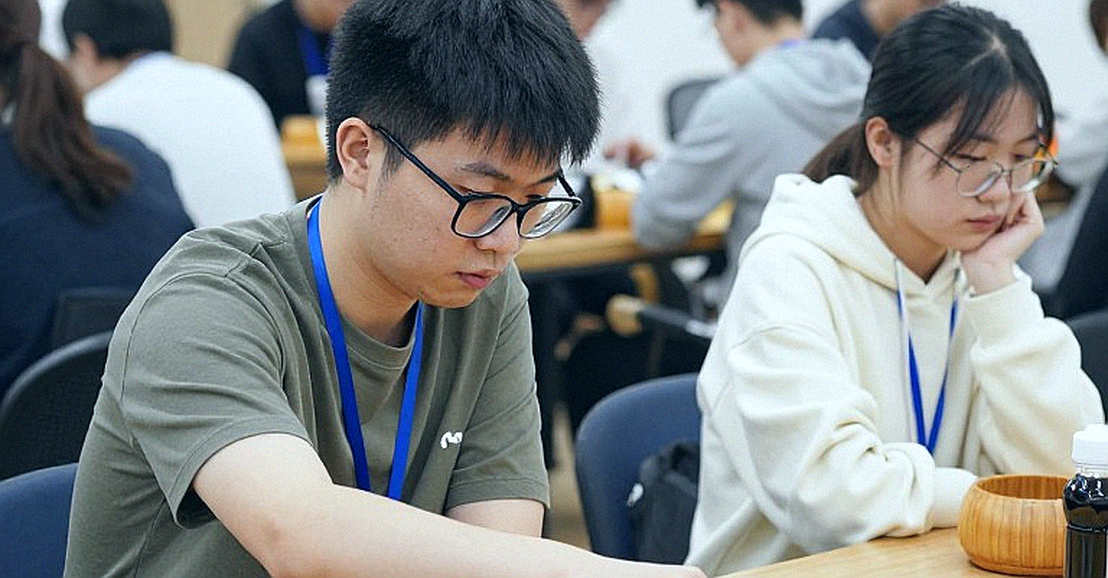 Nihal Sarin đánh rơi +2 trước Yakubboev: Ấn Độ thua Uzbekistan và lá phiếu trong phòng họp kín Nihal Sarin đánh rơi +2 trước Yakubboev: Ấn Độ thua Uzbekistan và lá phiếu trong phòng họp kín