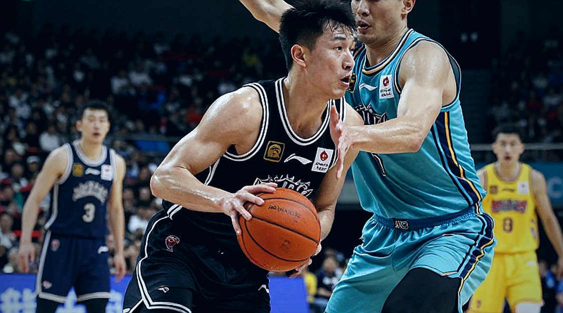 Rokas Jokubaitis Returns After 384 Days: Bayern Munich's Bet on a Surgically Repaired Knee Rokas Jokubaitis Returns After 384 Days: Bayern Munich's Bet on a Surgically Repaired Knee