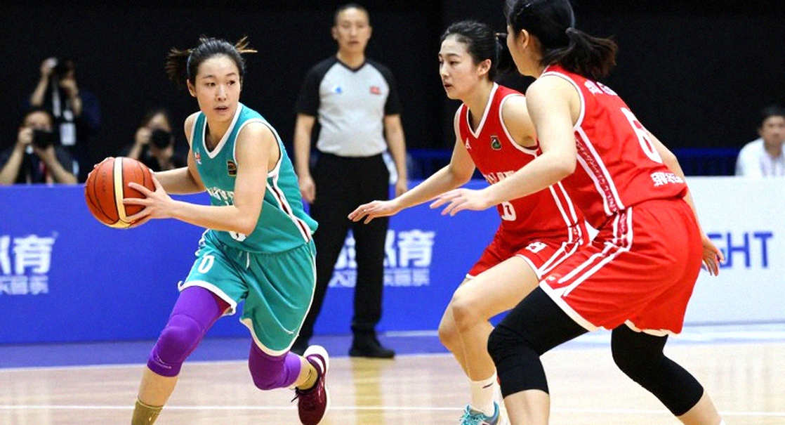 Trang thứ hai của bảng thống kê V.League luôn trống — và đó là nơi trận đấu được quyết định