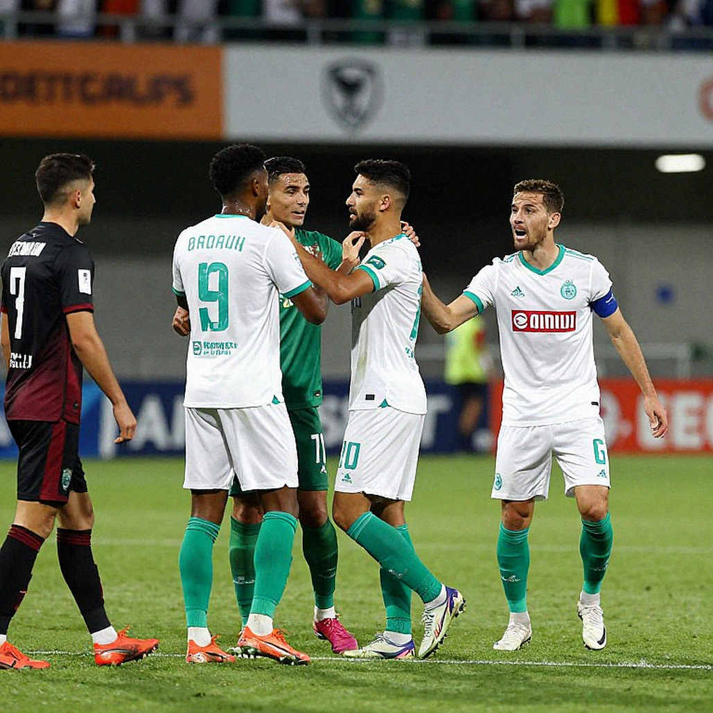 Oswaldo Sánchez xếp Jorge Campos trên Guillermo Ochoa: cuộc tranh luận thủ môn Mexico thiếu tiêu chí kỹ thuật