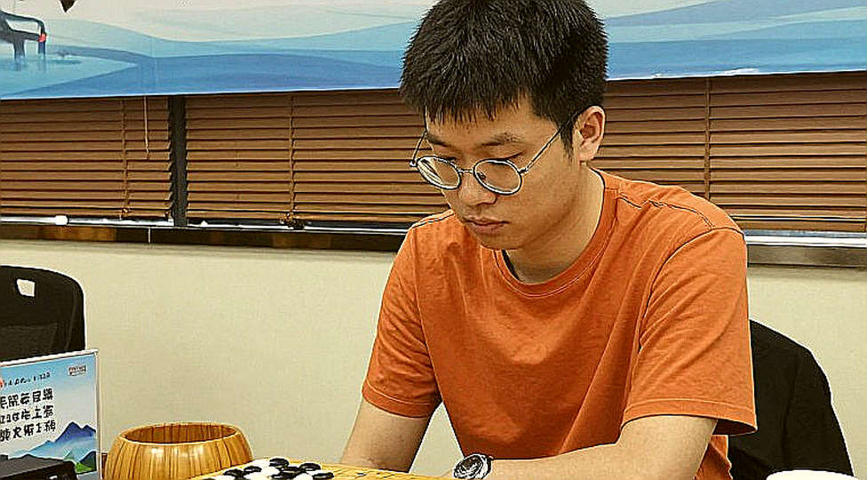 The Elephant Gambit of 2026: A Pawn Sacrifice in Vietnam's Photocopied Chess Notebooks