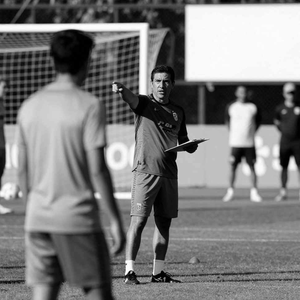 Bên trong cửa sổ chuyển nhượng V.League: giấy phép AFC, suất ngoại binh và những bản hợp đồng không được công bố