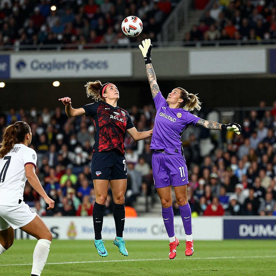 Israel 0-3 Republic of Ireland: Three Goals, Black Armbands, and a Precedent Israel 0-3 Republic of Ireland: Three Goals, Black Armbands, and a Precedent