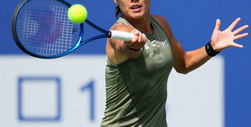 Alex de Minaur, cú trái tay mở tiebreak và nửa câu chuyện bảng điểm không kể Alex de Minaur, cú trái tay mở tiebreak và nửa câu chuyện bảng điểm không kể